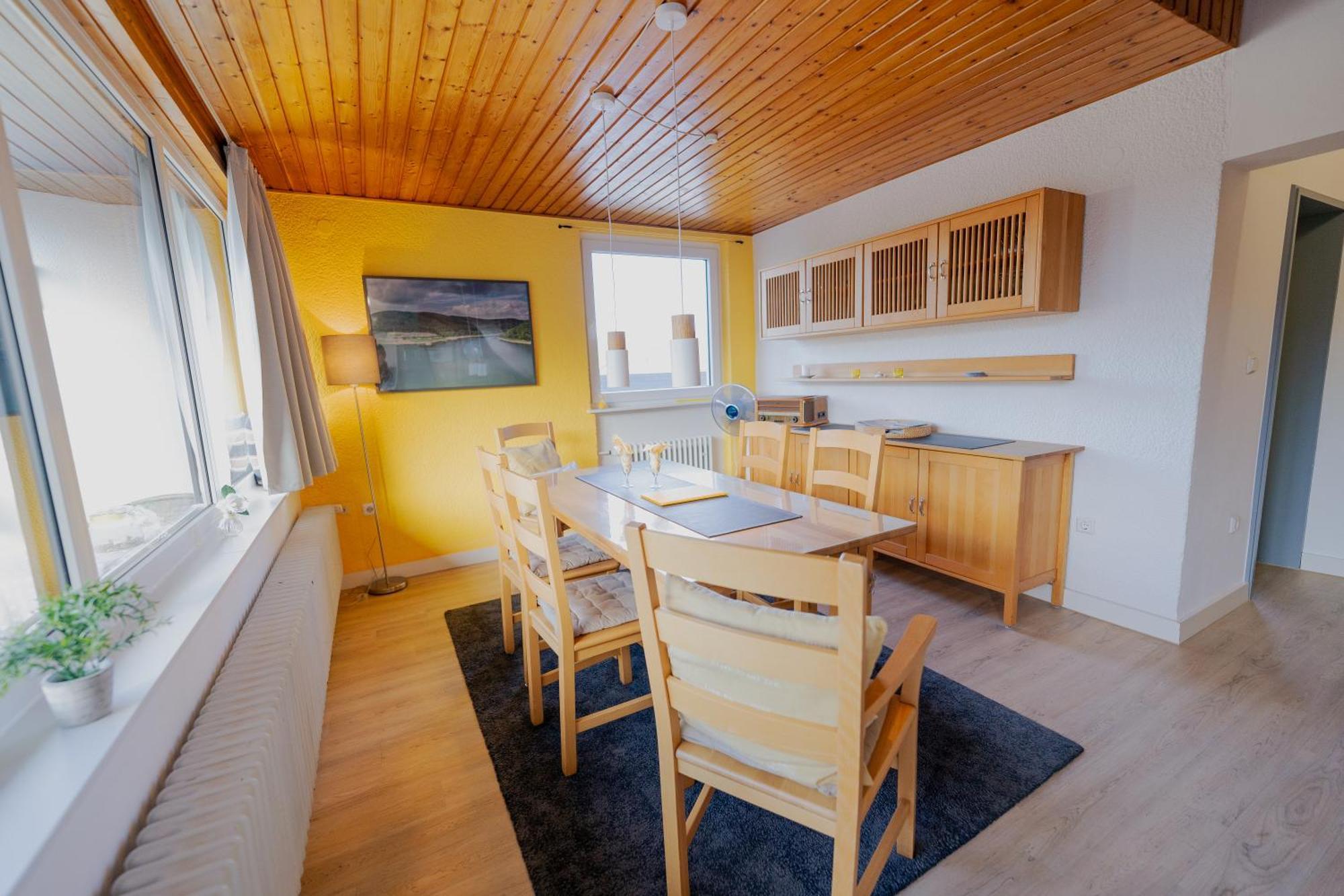 Ferienhaus Schoene Aussicht Ferienwohnung Gelb Hemfurth-Edersee Dış mekan fotoğraf
